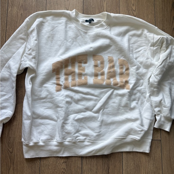 The Bar White and Tan Women's Crew Neck Sweater - Picture 1 of 4